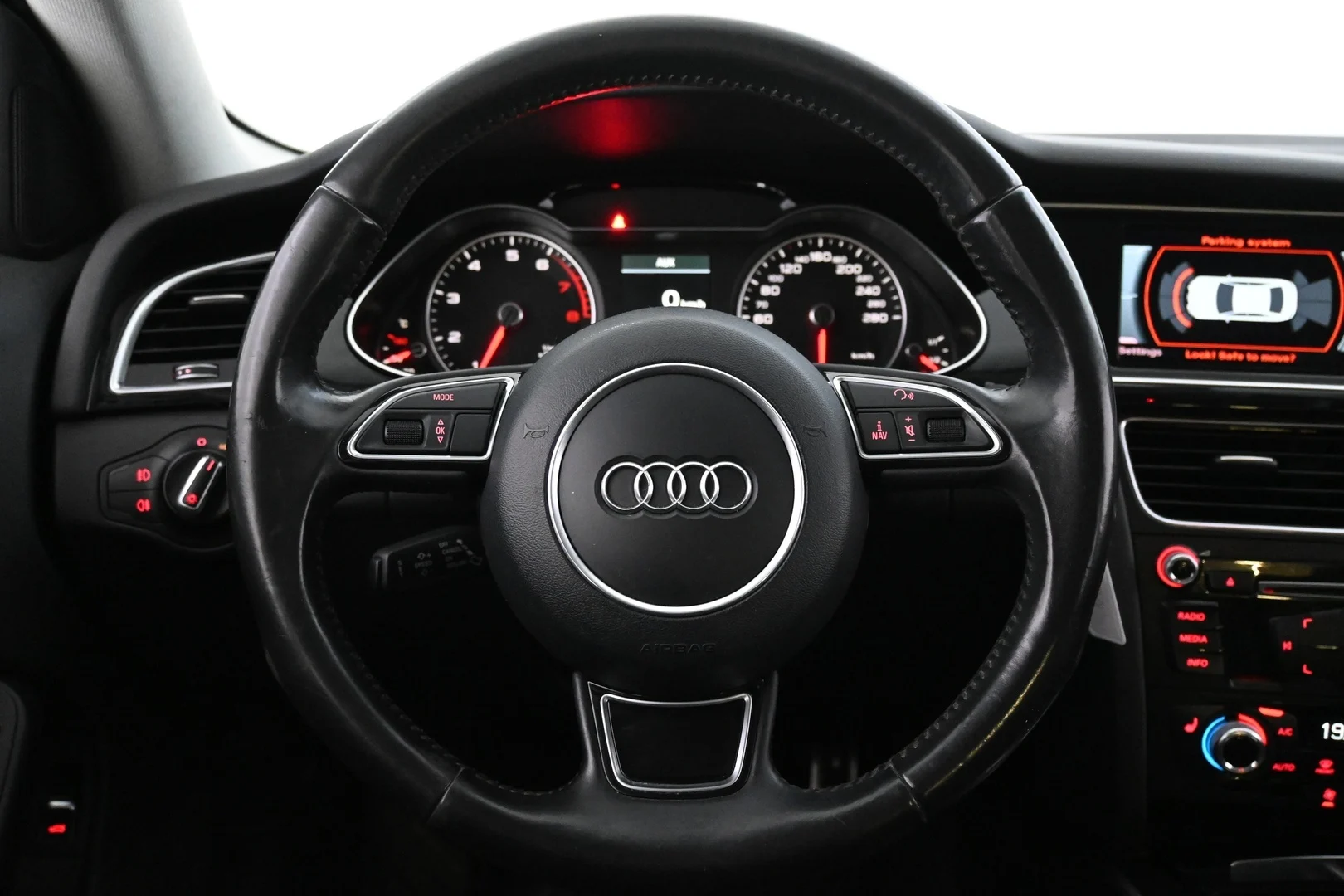 Car Image - 2WuYUUxFfh4GFkjy81bYw2