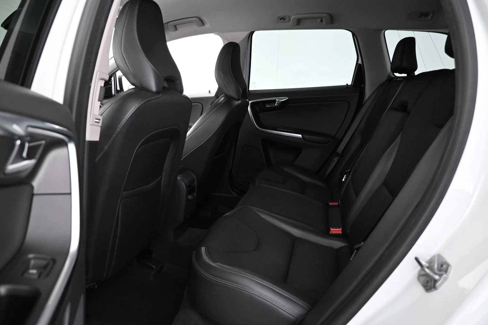 Car Image - 7GEKiMmBE4pXkXYzTsYx6i