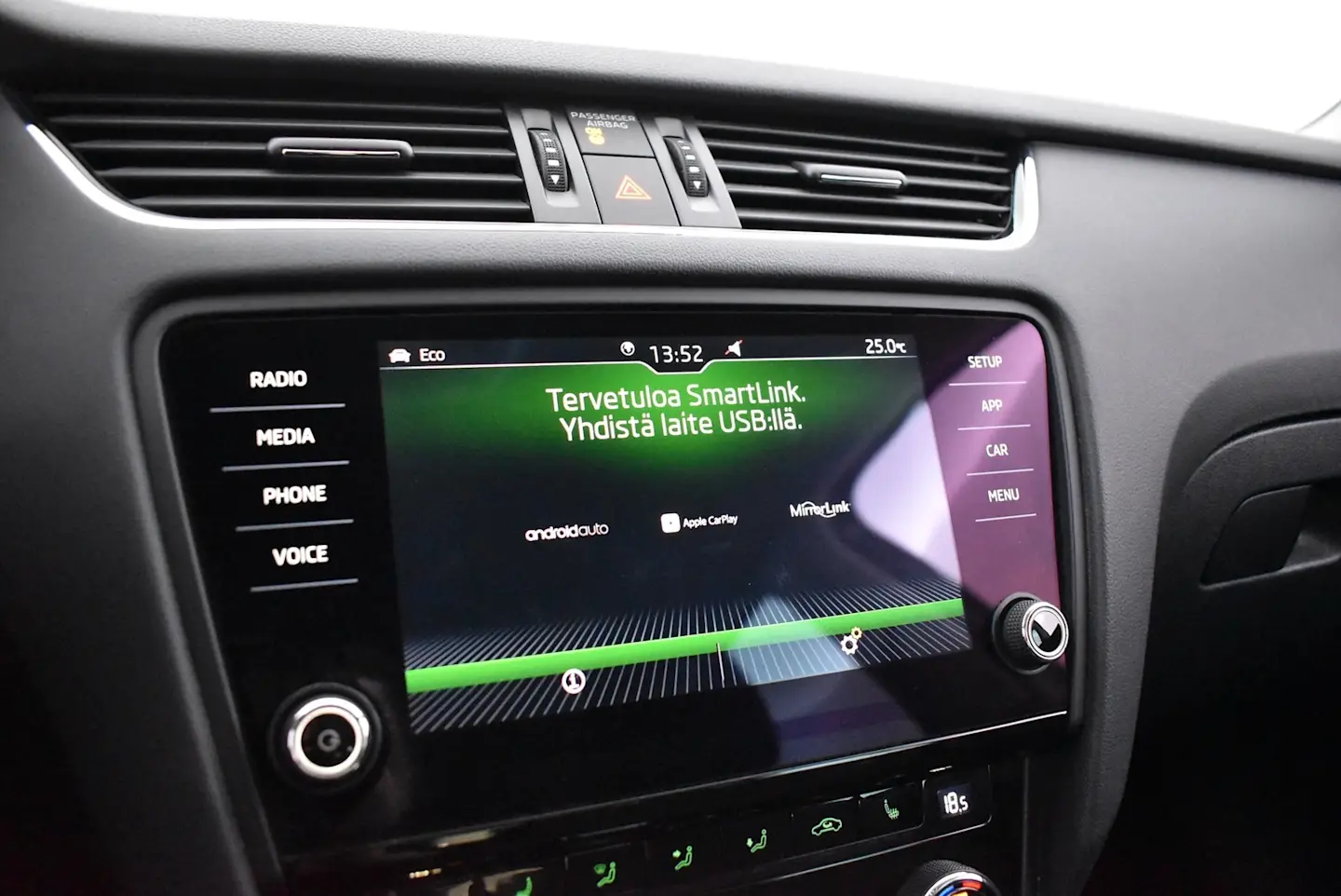 Car Image - 6PezX2iC1PM0WQ5Nz7xQdH