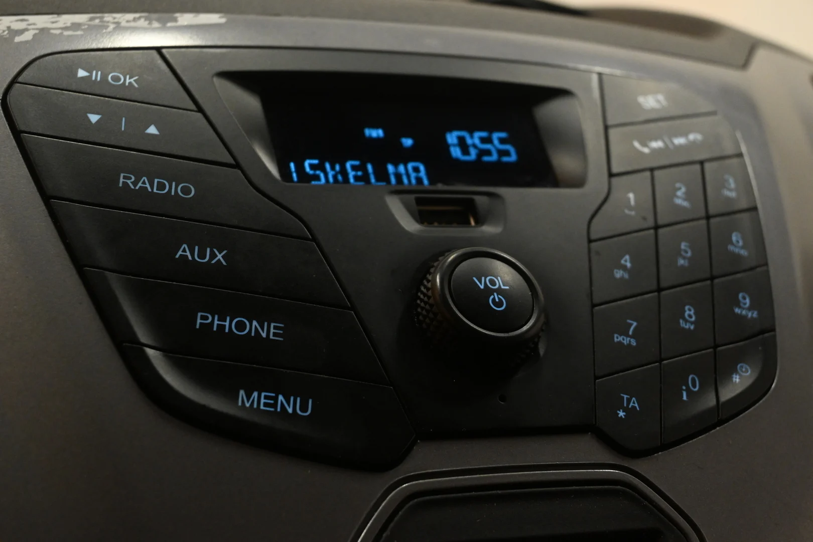 Car Image - 75rW5aav1HDcp0KFYcybTN