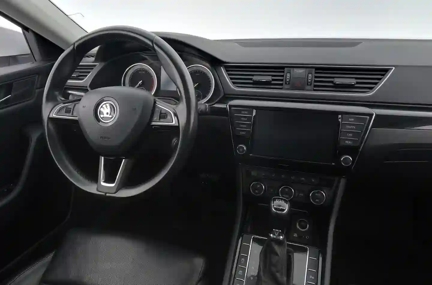 Car Image - 3Xb1gfBH5OfUhDmUNXWZVn
