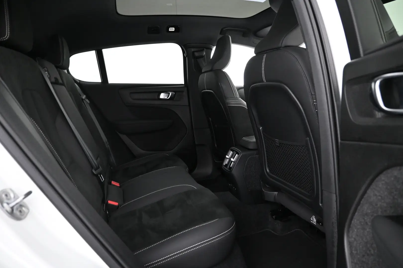 Car Image - 4UfiL8N8RRCDPUzE5zffQo