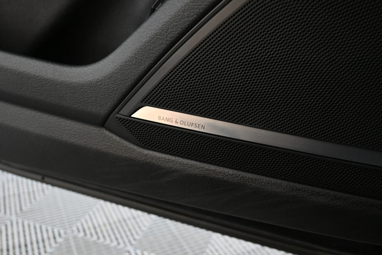 Car Image - 4sOFYL55THOnpnwQsZeAHy