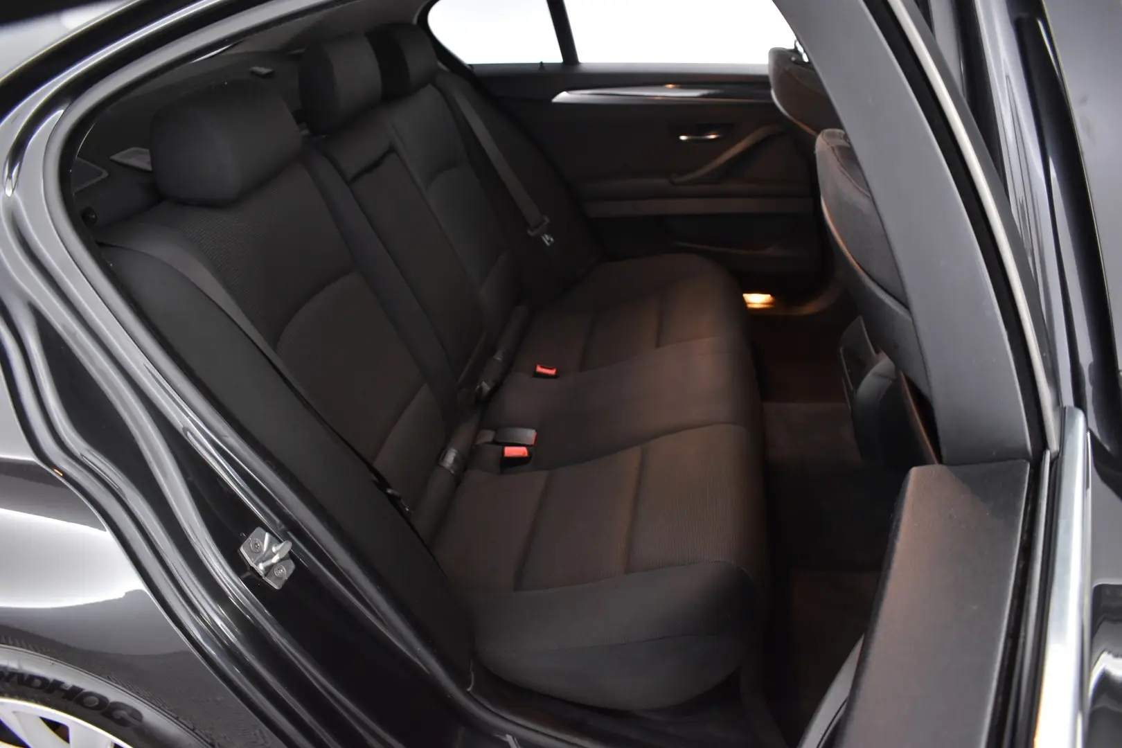 Car Image - 1JEc8EsF4f8msG1fZH5APZ