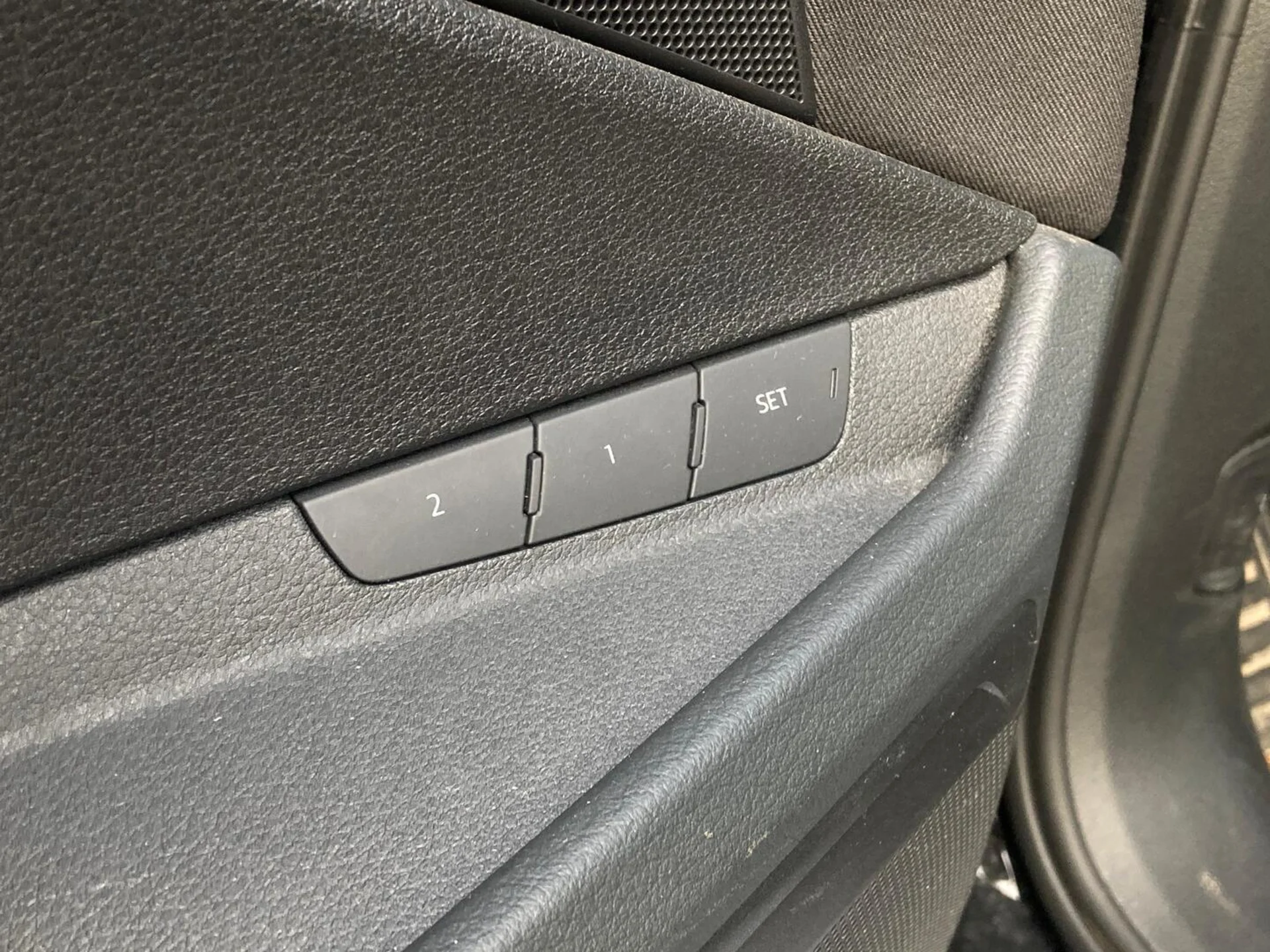 Car Image - 6yziW2bvH6bheXmyigaevq