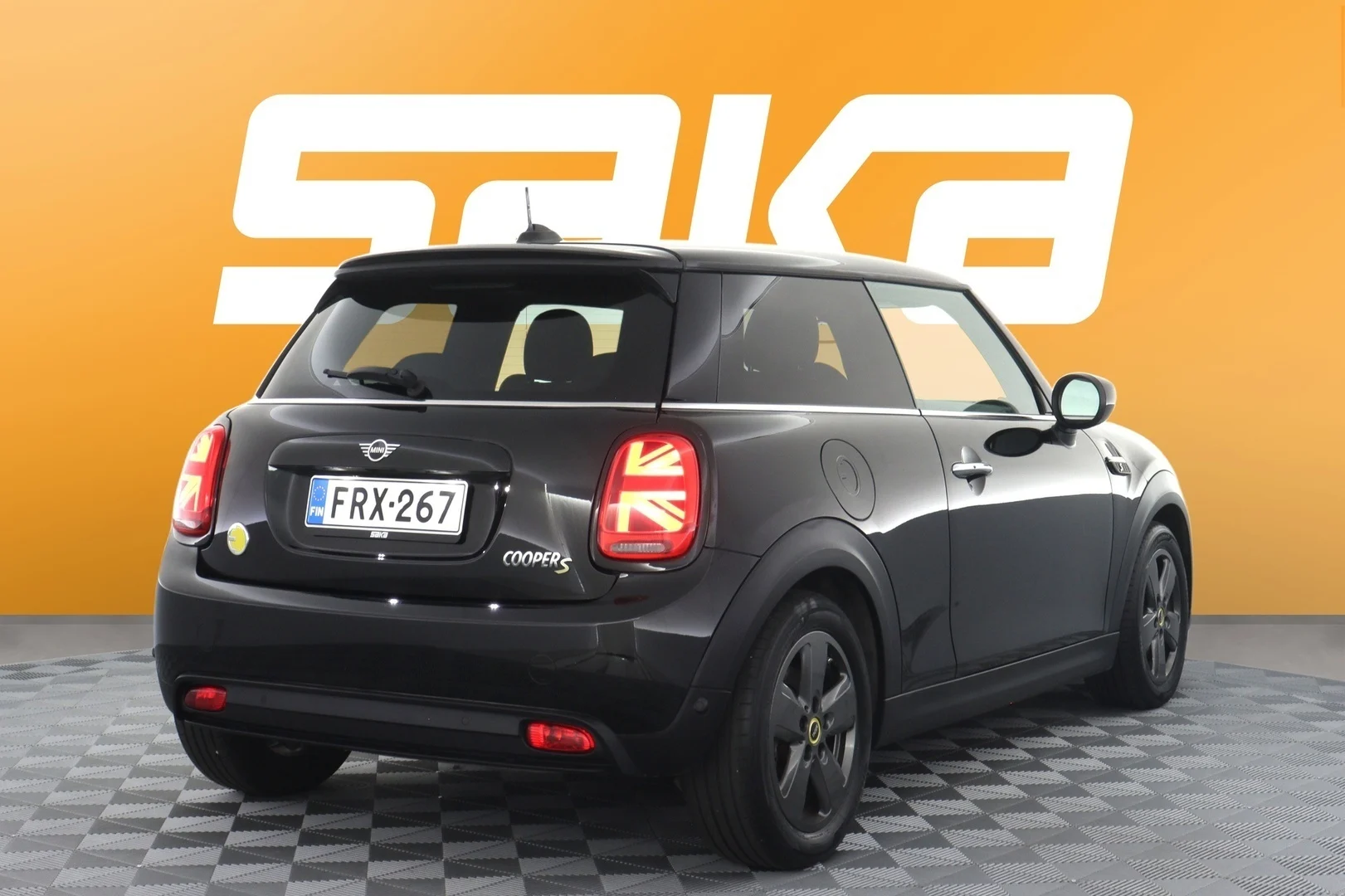 Car Image - QUfjnXCAiN4BJPRDi0fZ9