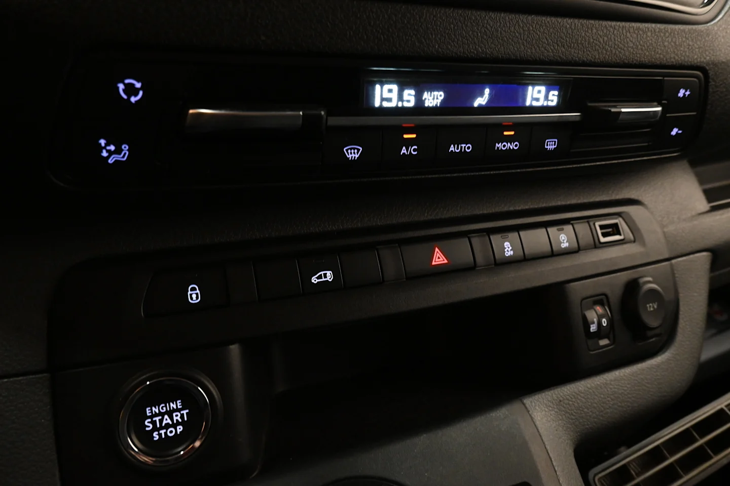 Car Image - 15NmQl2wyJOmXk7sPKSInK