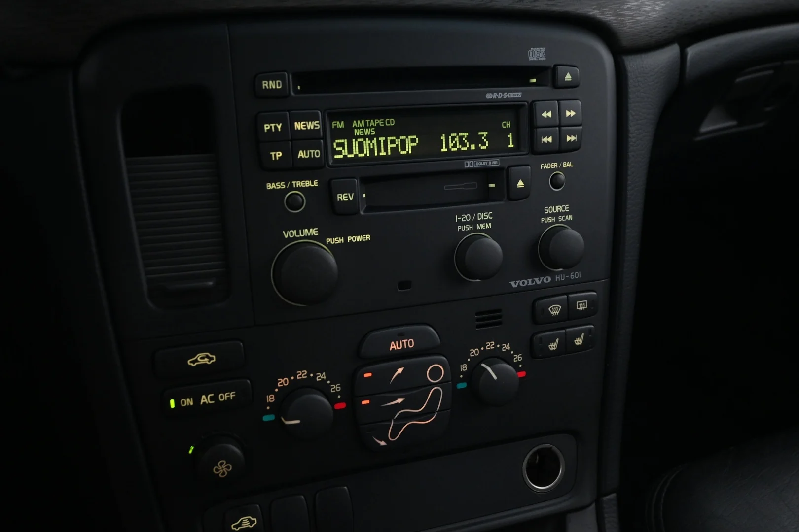 Car Image - 1hJhvYyNFsdkLp3NkZIECV