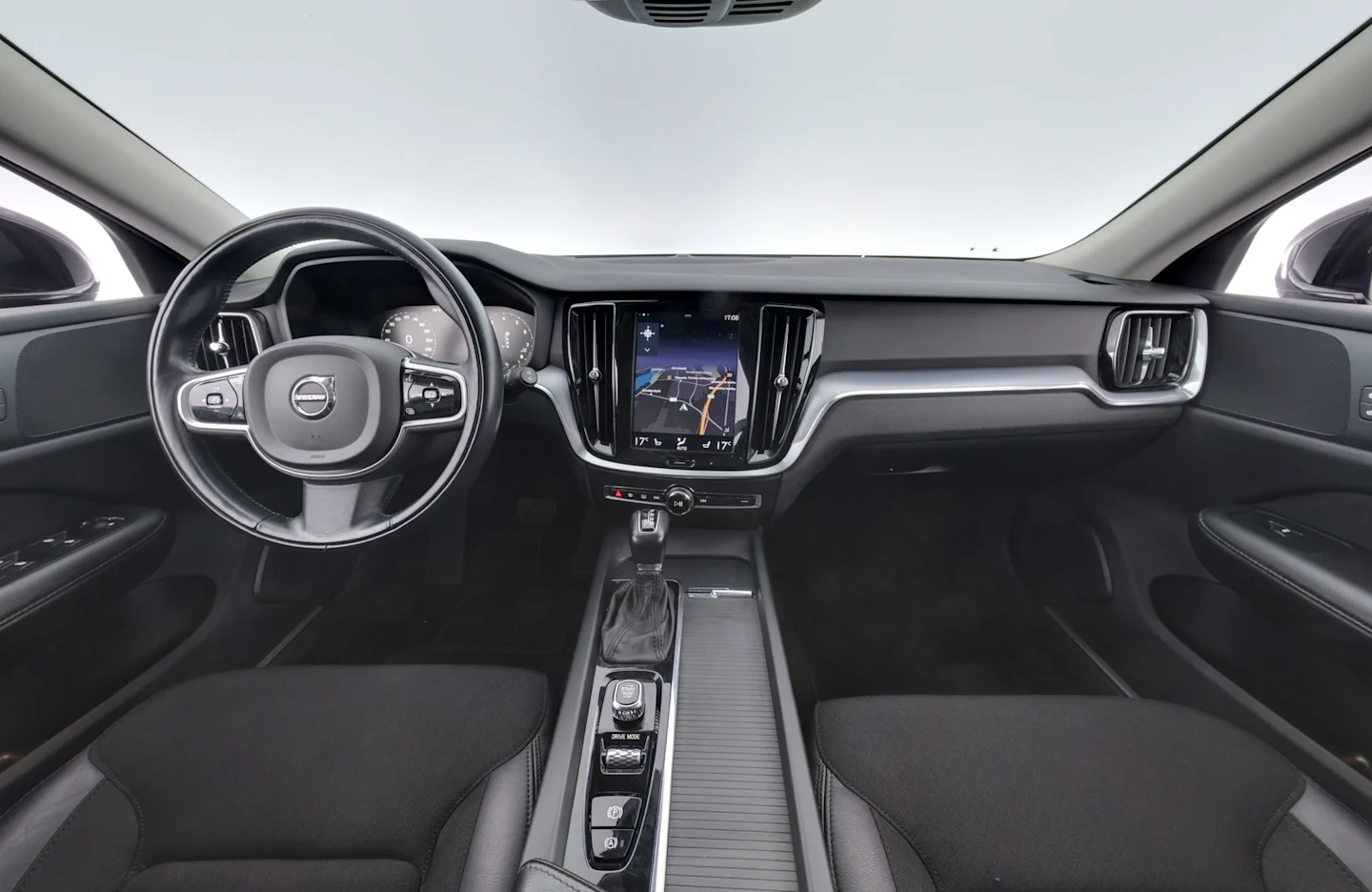 Car Image - 7ytM2rzBNuD17Ap5kUznHC