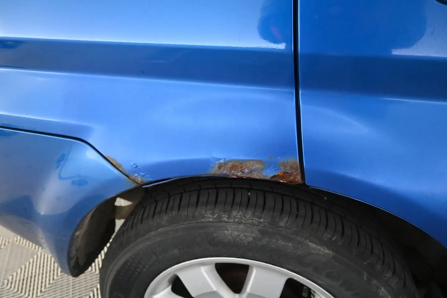Car Image - yOz3wSoch5XVpoD4J0sPa