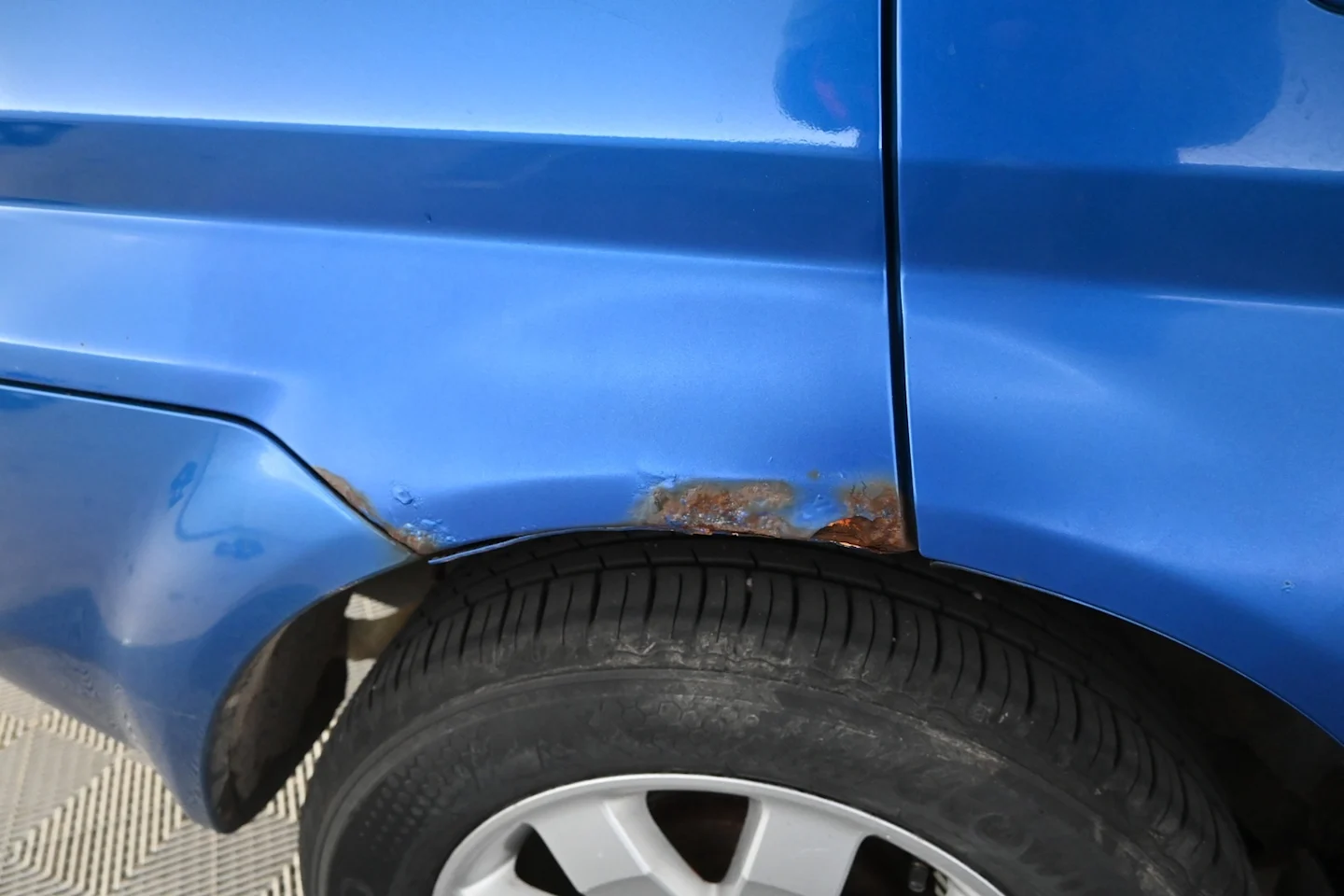 Car Image - yOz3wSoch5XVpoD4J0sPa