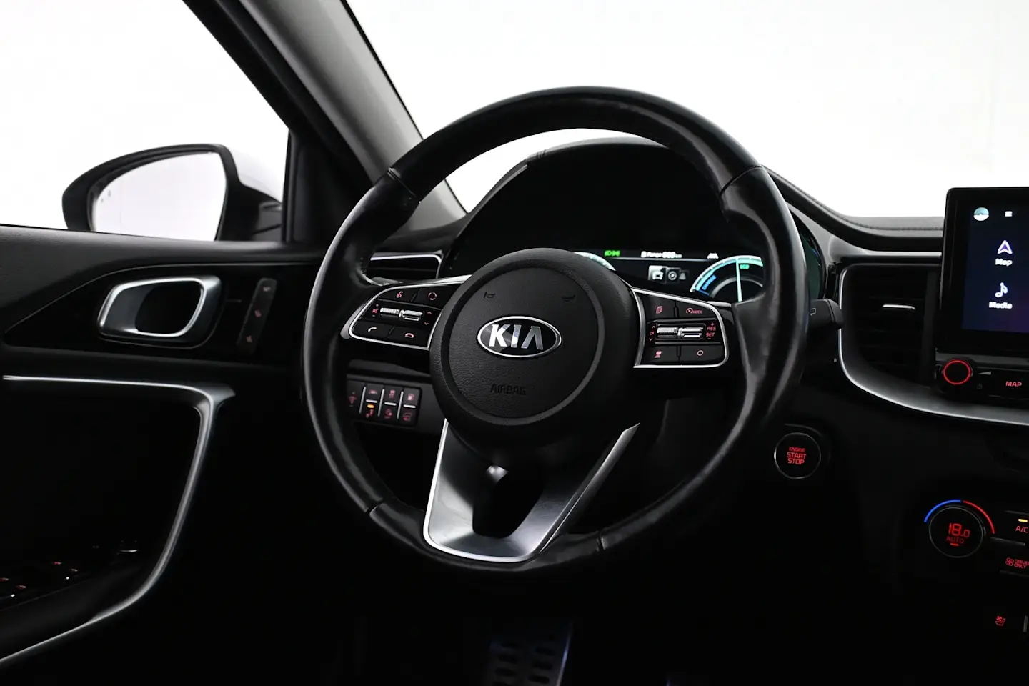 Car Image - MIKrd9A73NC8GoyEkoMG7