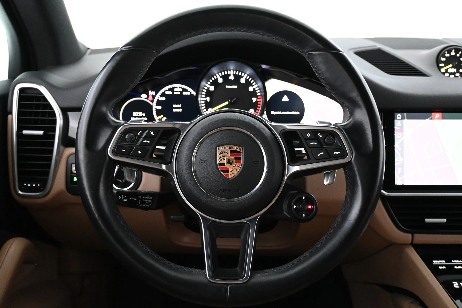 Car Image - 5mUsJwtG5P0Ugz4Ym8yZGq