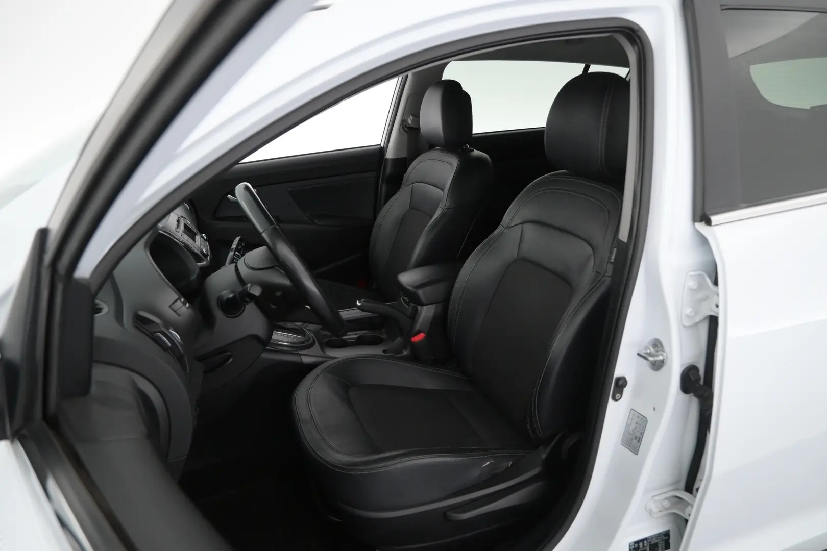 Car Image - 6kdzzMxn3uIjdyONSZlbzY
