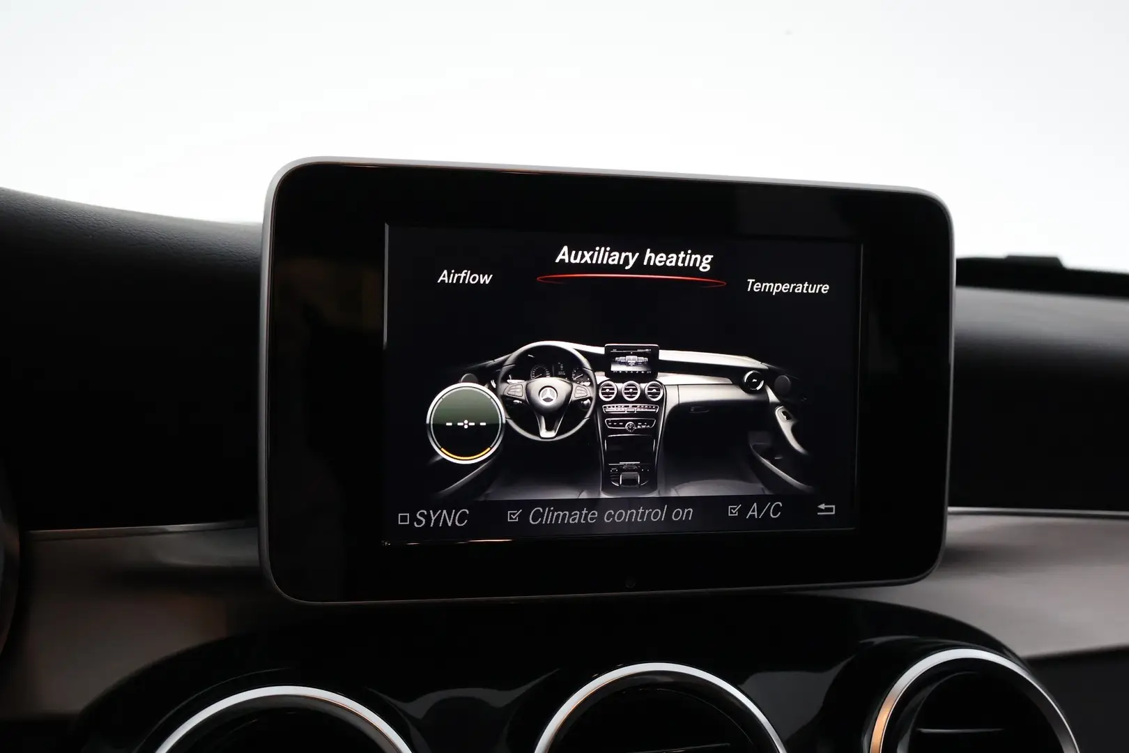 Car Image - 7eYXHj2SJM3WF3jWG1NQeu