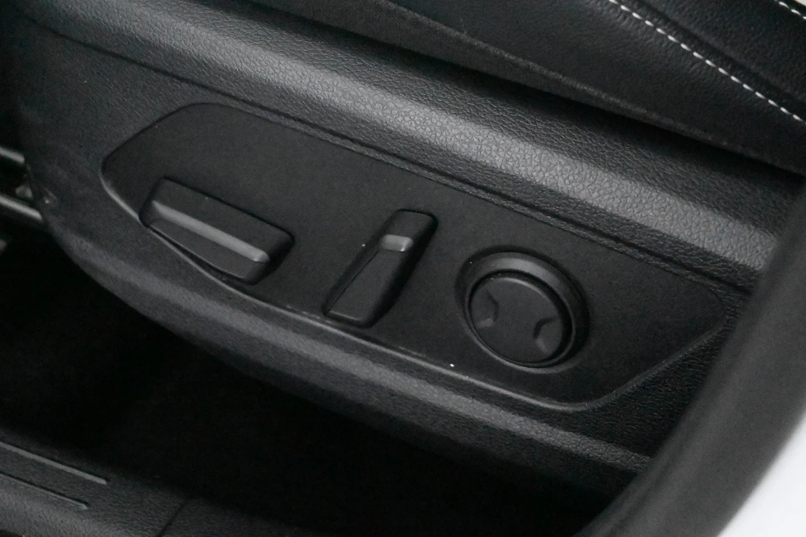 Car Image - WLSbbEJ29XlgDPDgLlyNU