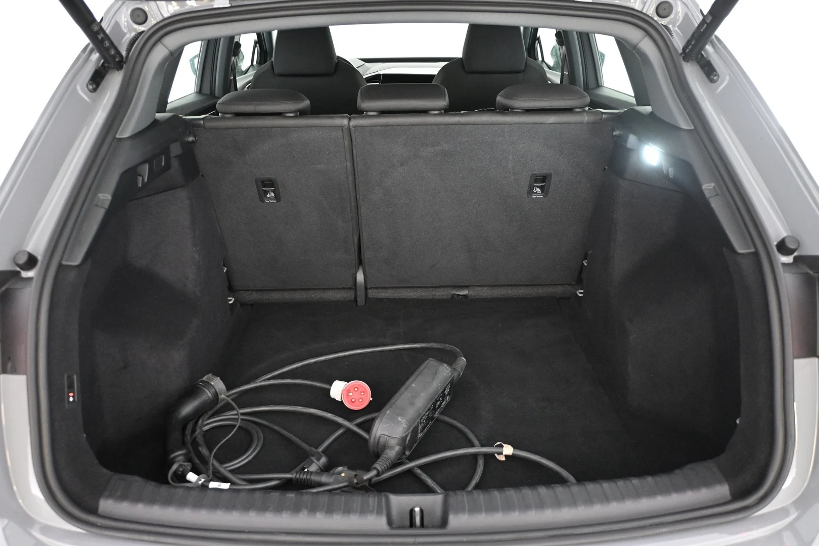 Car Image - 4NddPsttgh9SvW8kLyX8t1
