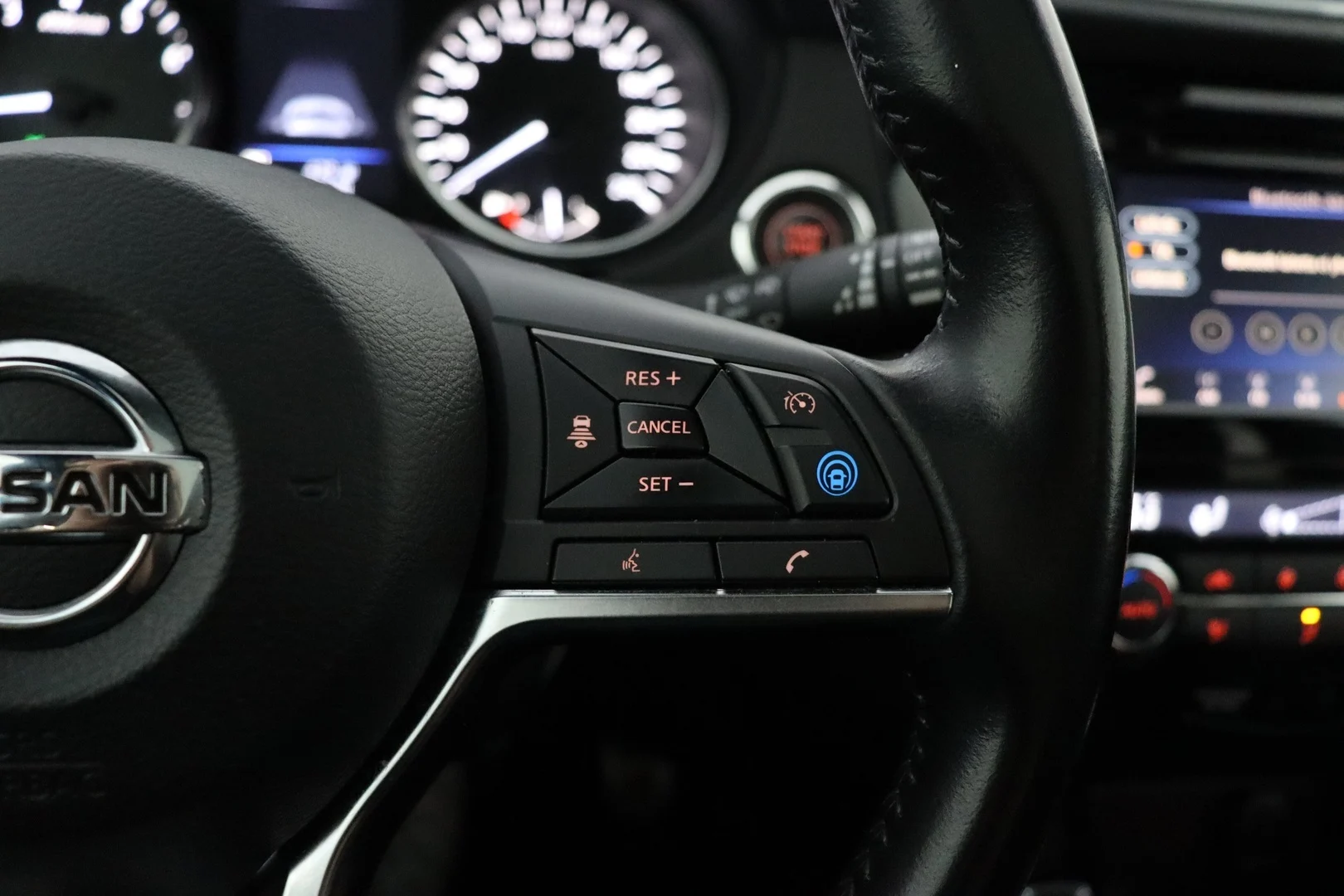 Car Image - 7OVnD0tLBvUkzTClWtUFw