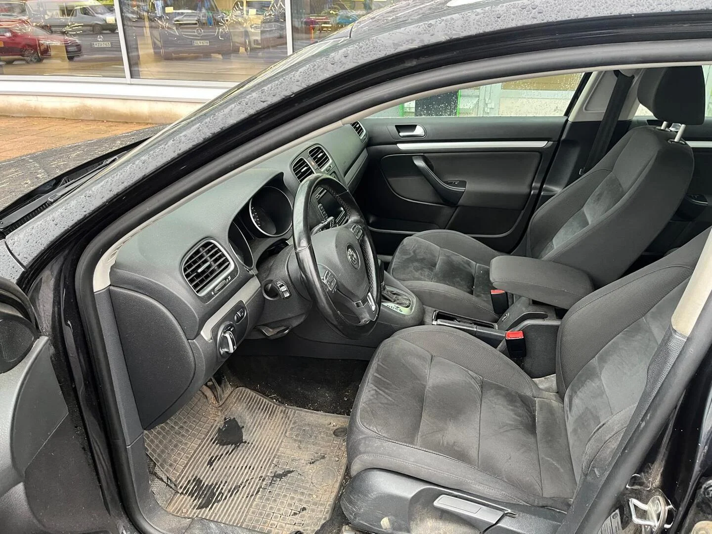 Car Image - 32ZWlsgduz39qlVMl4Rot6