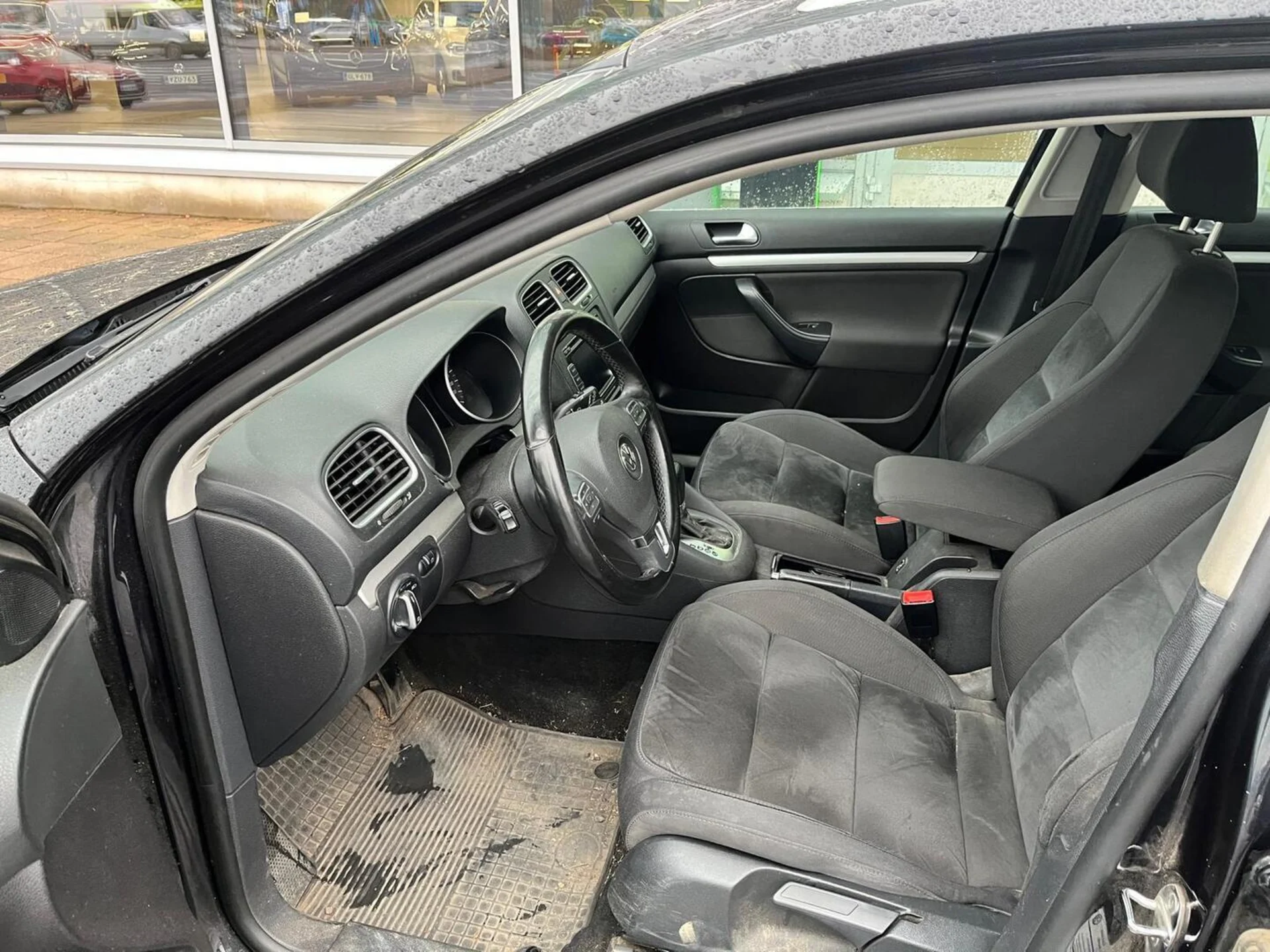 Car Image - 32ZWlsgduz39qlVMl4Rot6