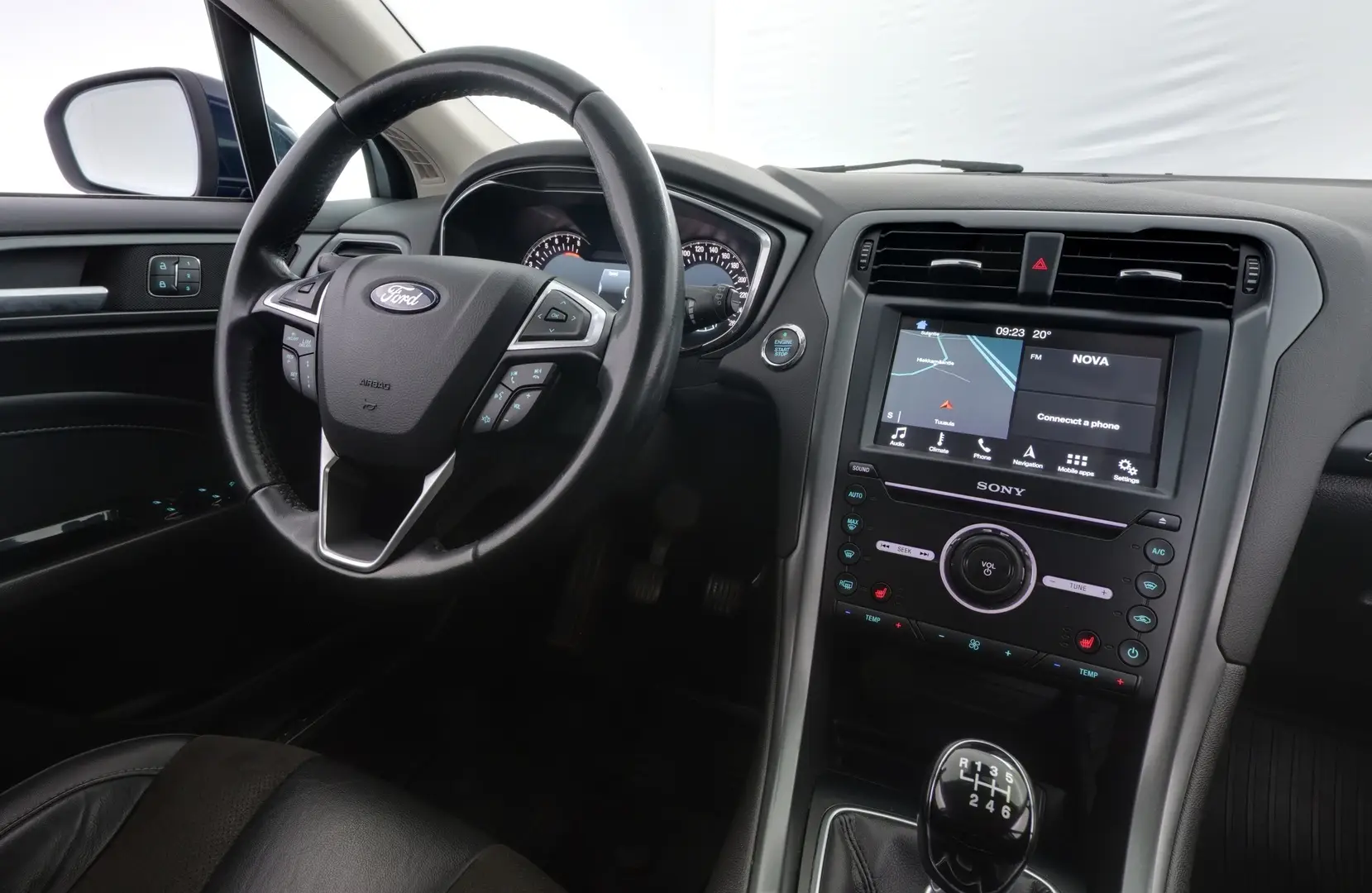 Car Image - 3v67daoaEbAz8VbwnudmME