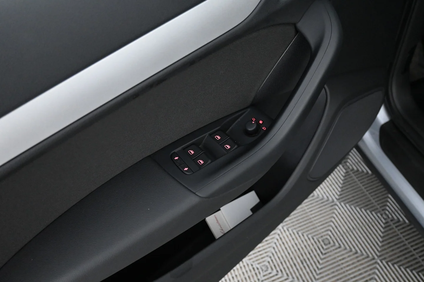 Car Image - BRoqz87Qnyf7EOTT4A2cp