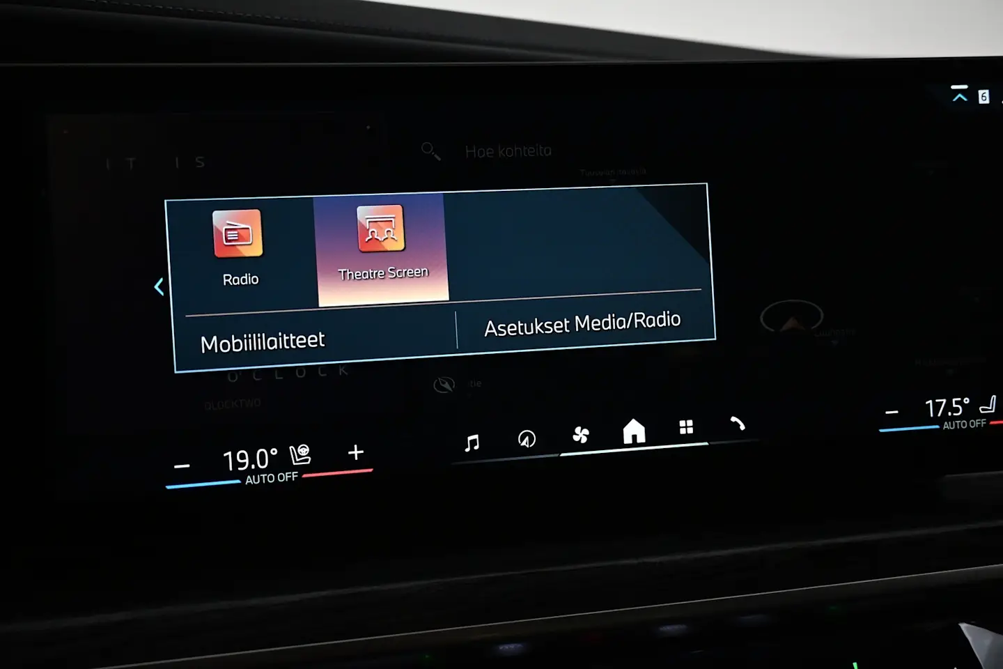 Car Image - 5az1c4F94aKq9M6FX9n1zt