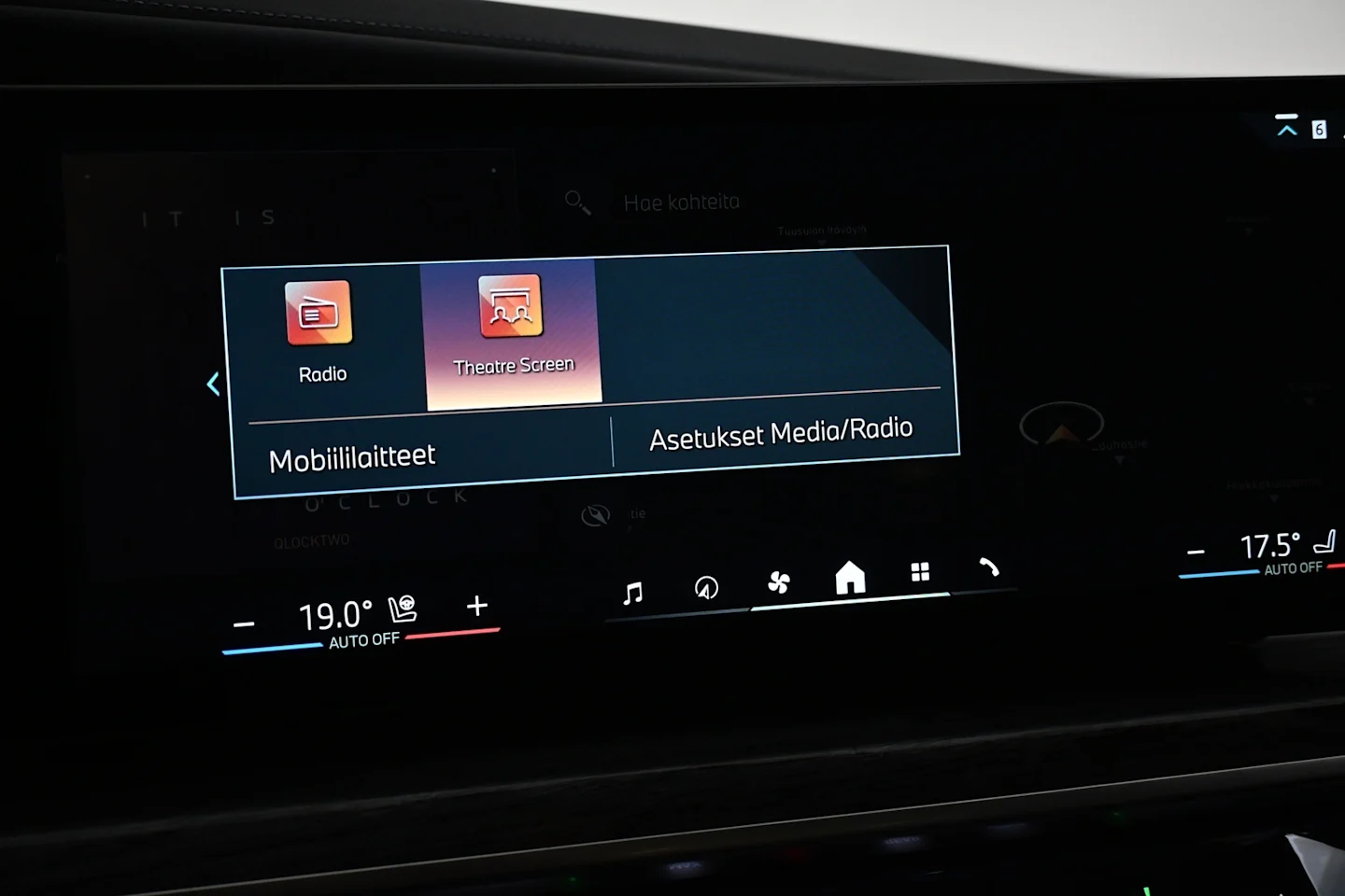 Car Image - 5az1c4F94aKq9M6FX9n1zt