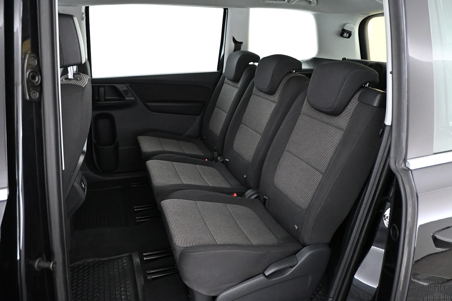 Car Image - 1JSgHGpLjeHgBlrSylNeNk