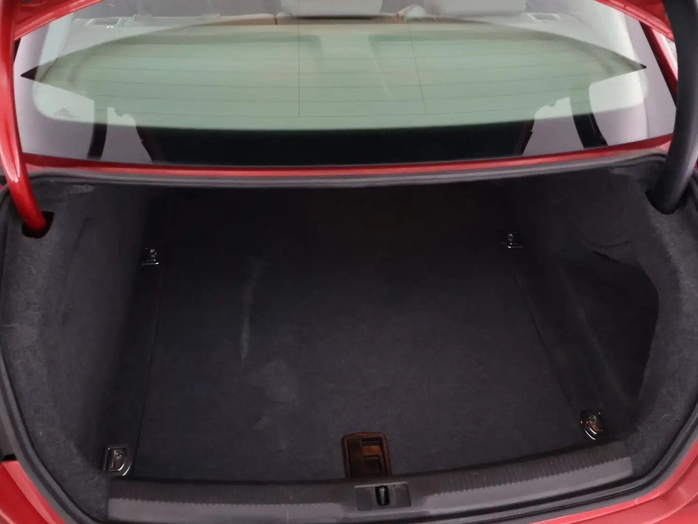 Car Image - 2HOOY4mIWZ1IS5lW04kj7I