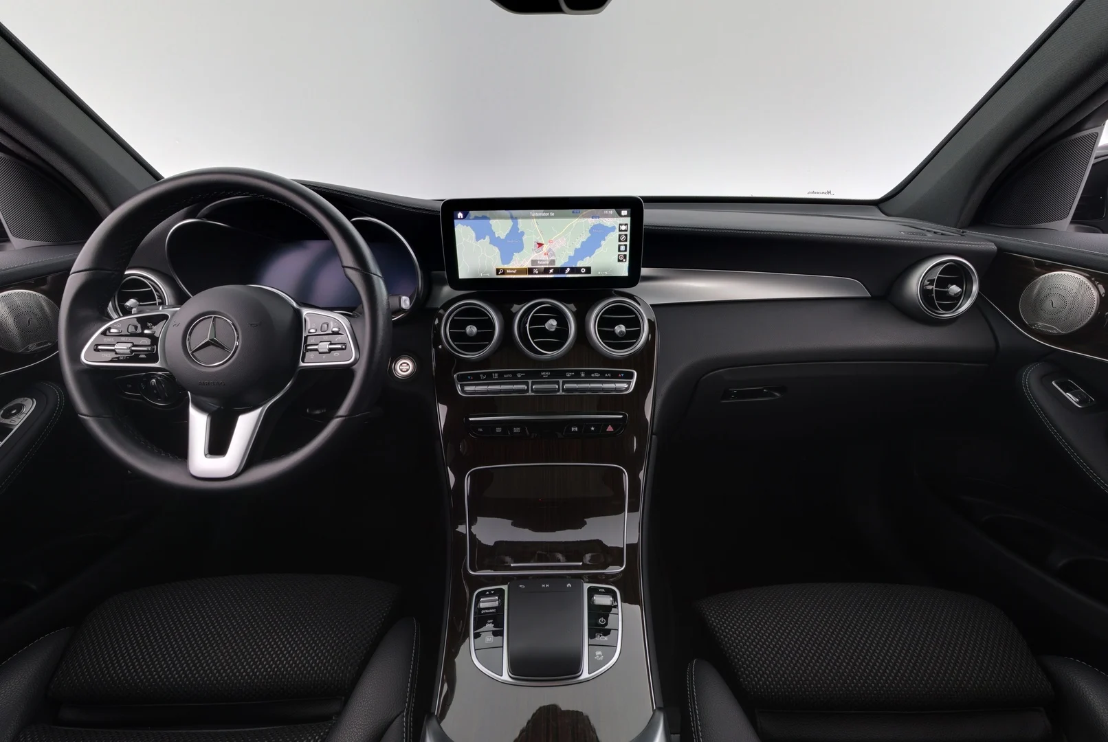Car Image - 1hEBRstgkKmMHtZzGB8ms9