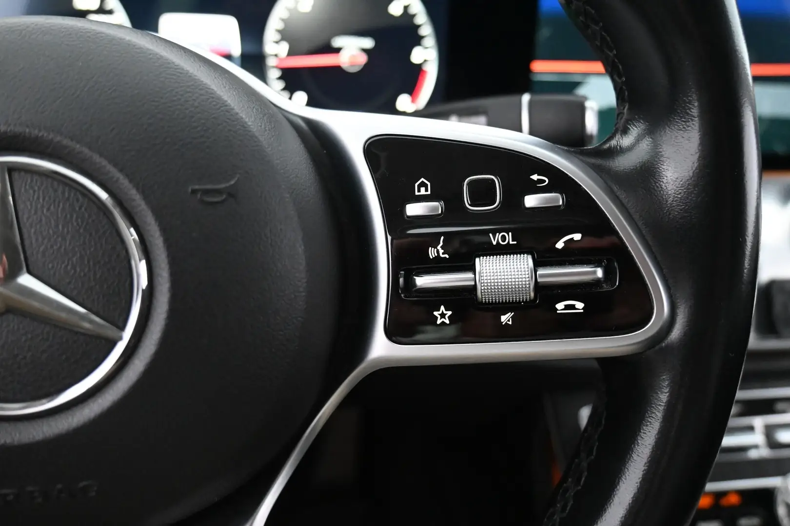 Car Image - 21YgWEP1tylFiEpQBIB64w