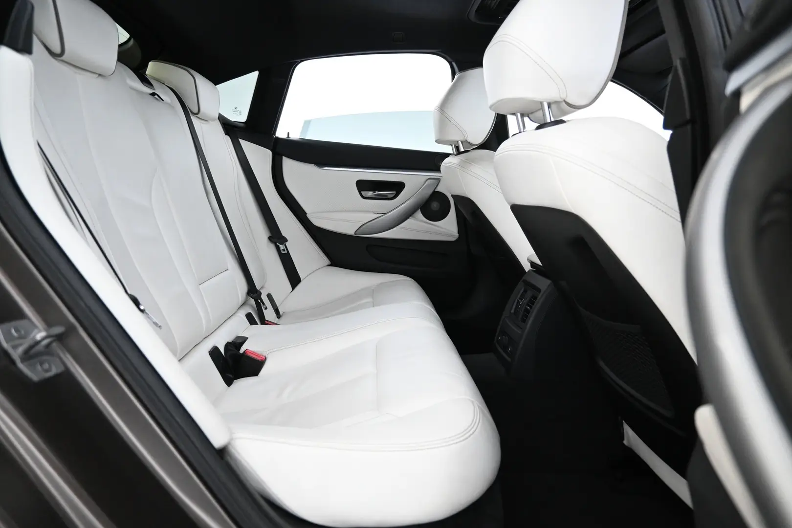 Car Image - 7FdF7kT4vil4Xlov08iISk