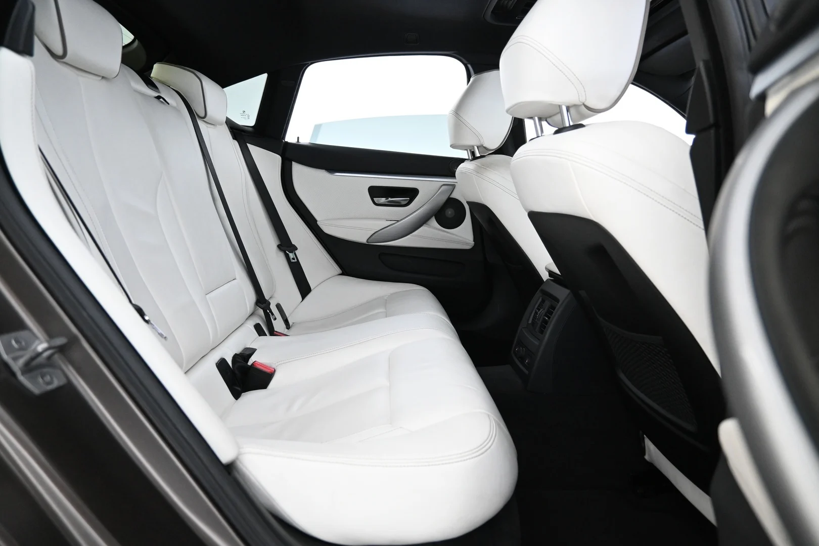 Car Image - 7FdF7kT4vil4Xlov08iISk