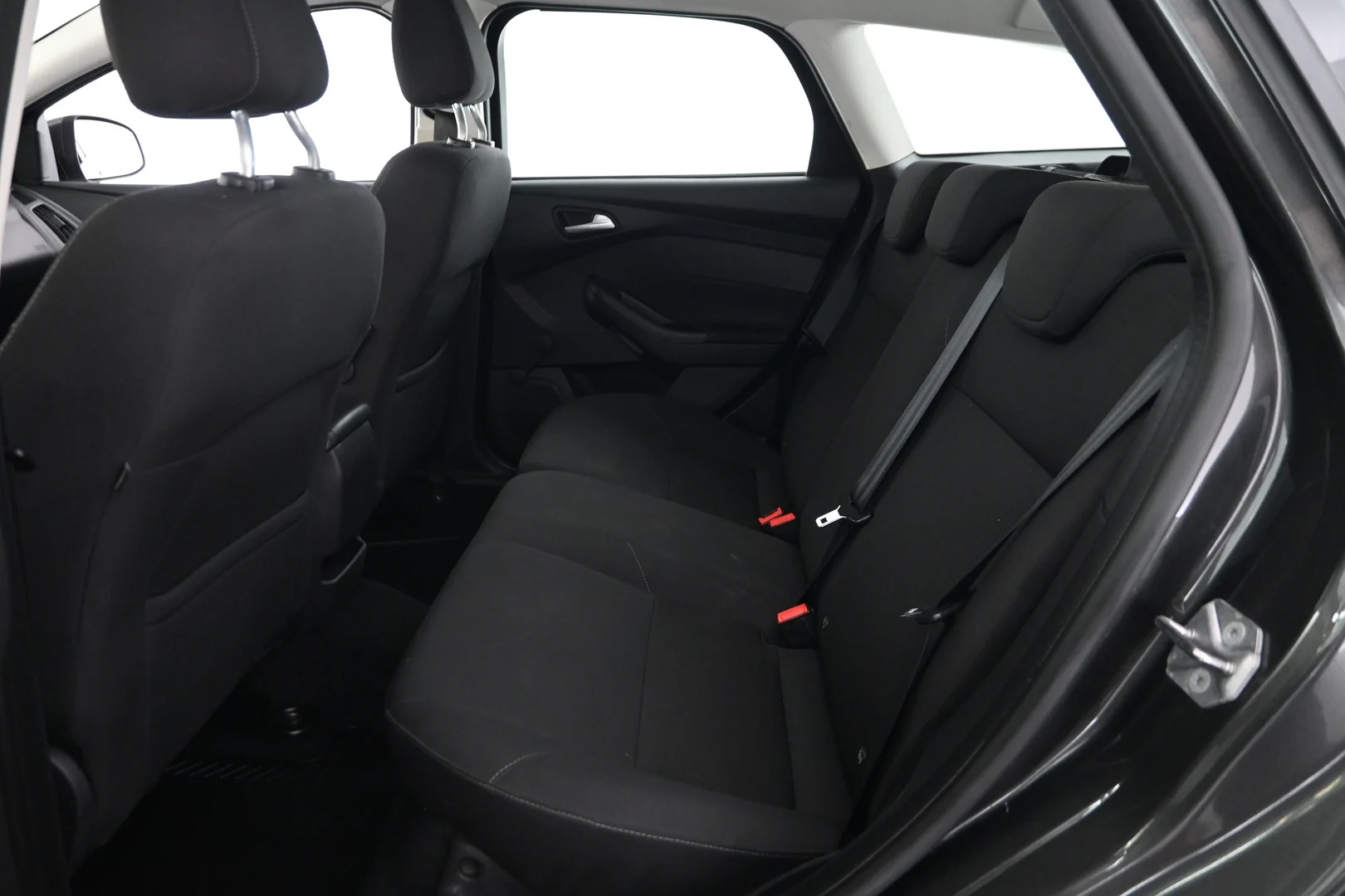 Car Image - 014q648F3KIzCJfE1QmoCh