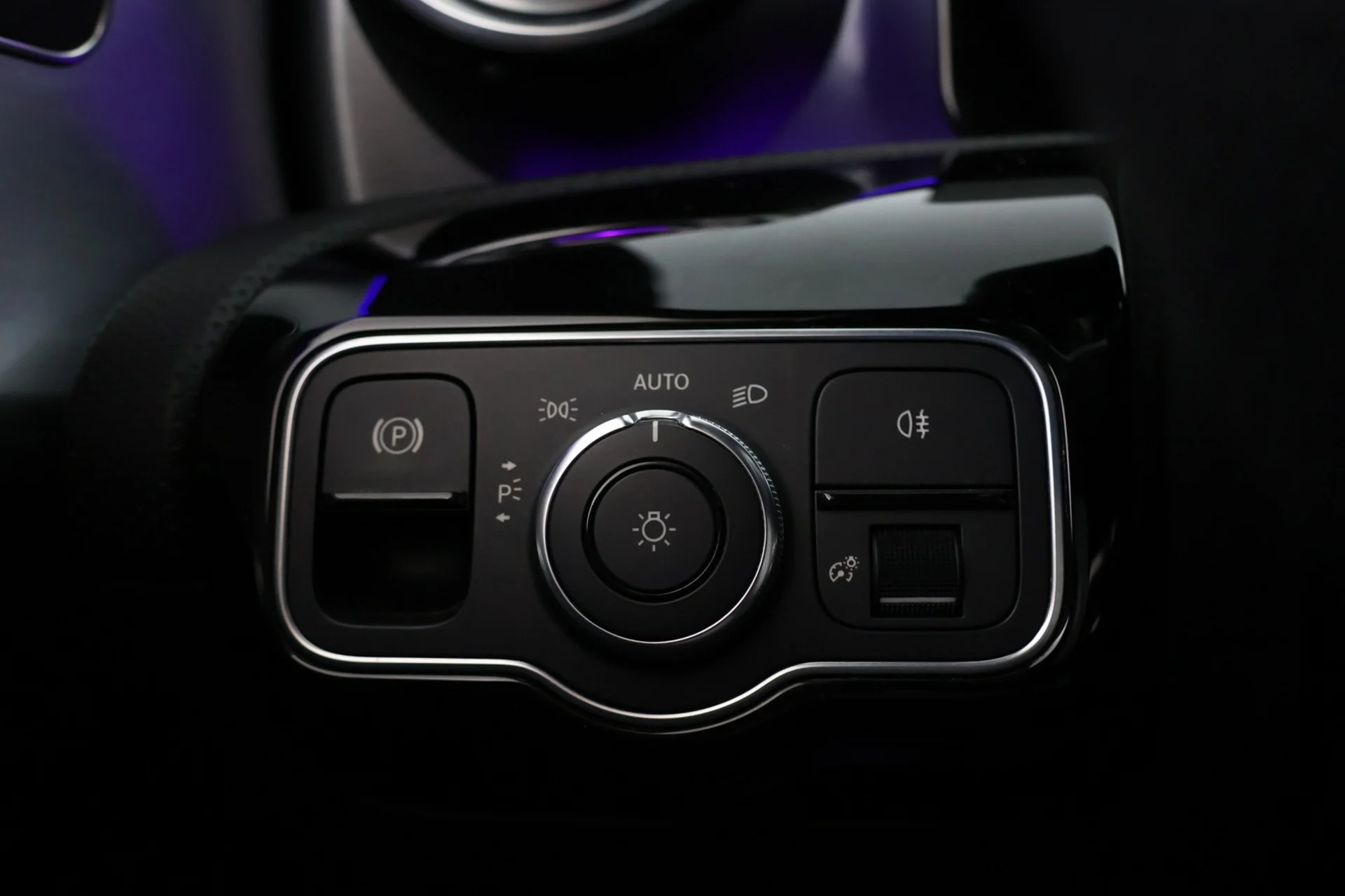 Car Image - 7vDdaeBgGQNoU0sIeI7sam