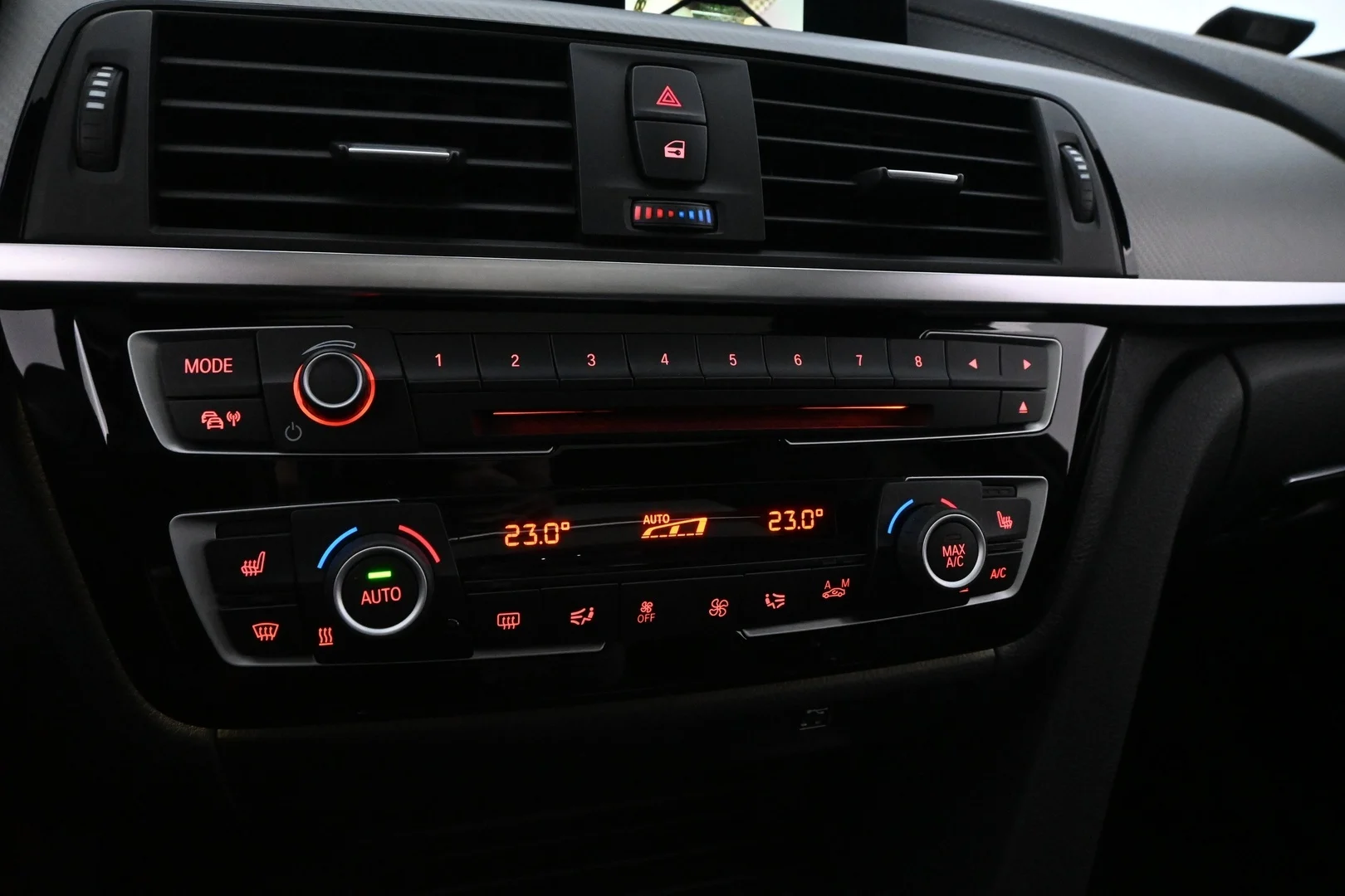 Car Image - TjogiwtxVqiDgR3Yuo0v5