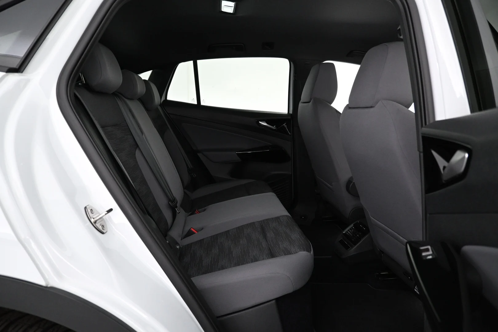 Car Image - 2gquyhoFaB6qvxAGoTKTtE