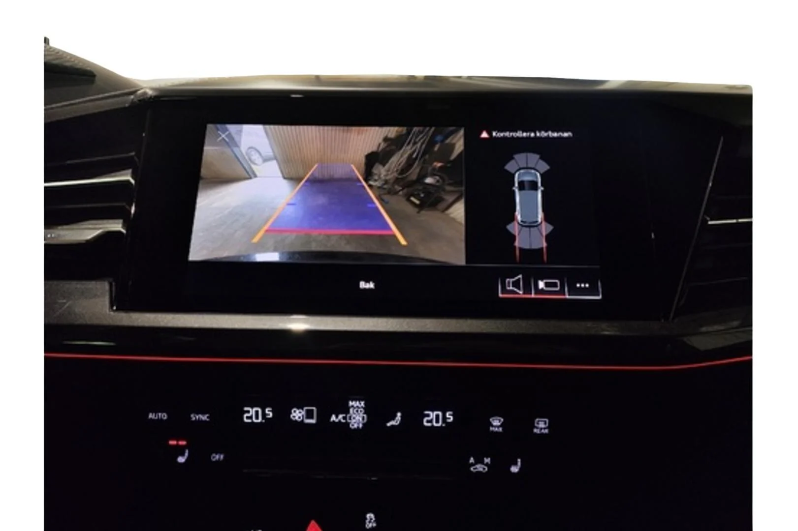 Car Image - IMr9ooXNZPi5r0jO8EIoJ