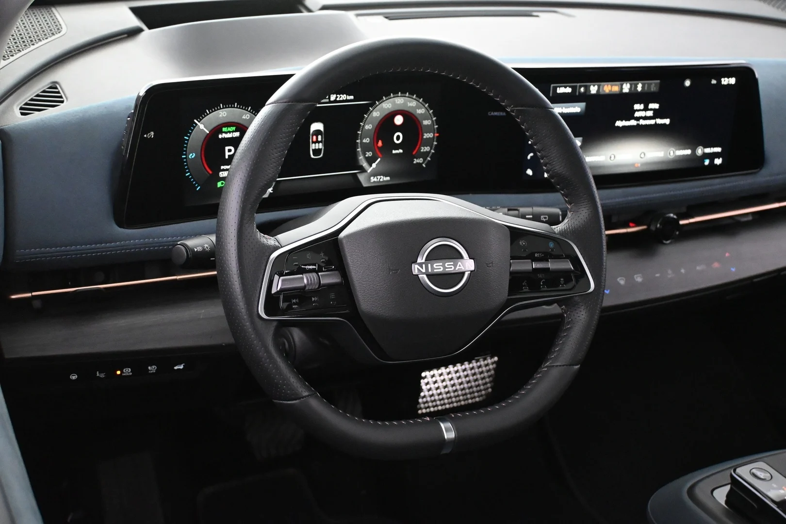 Car Image - 22JeBtsnUKRxF4LF5M73Lr