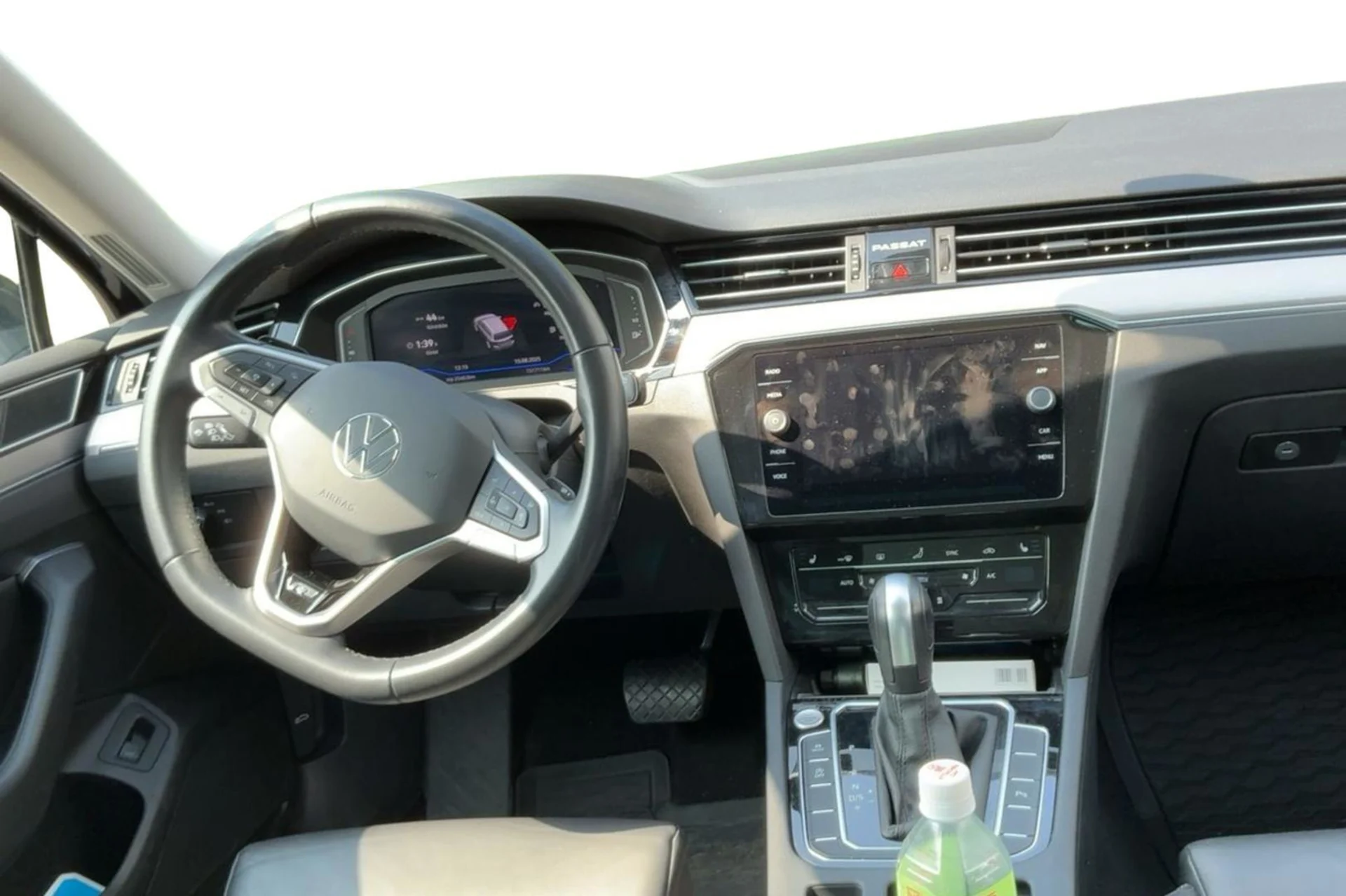 Car Image - 3jWn29Z1qpzsbzUsNUnZPa