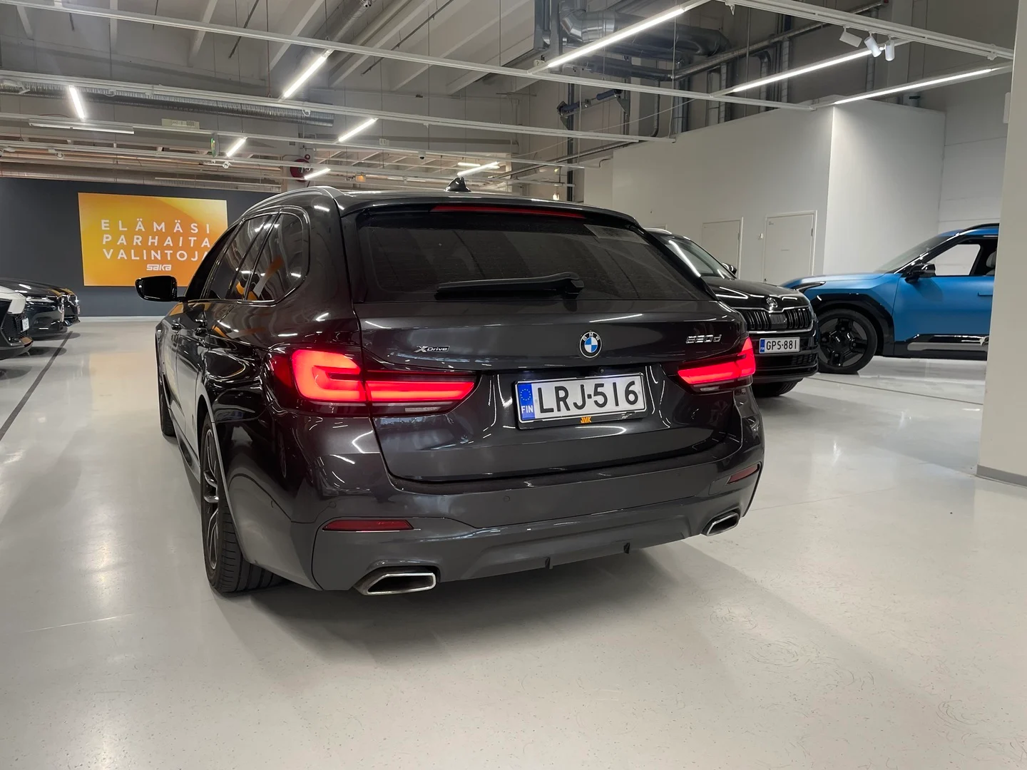 Car Image - 45wvZf5Z4Lr2syUms2CUD1
