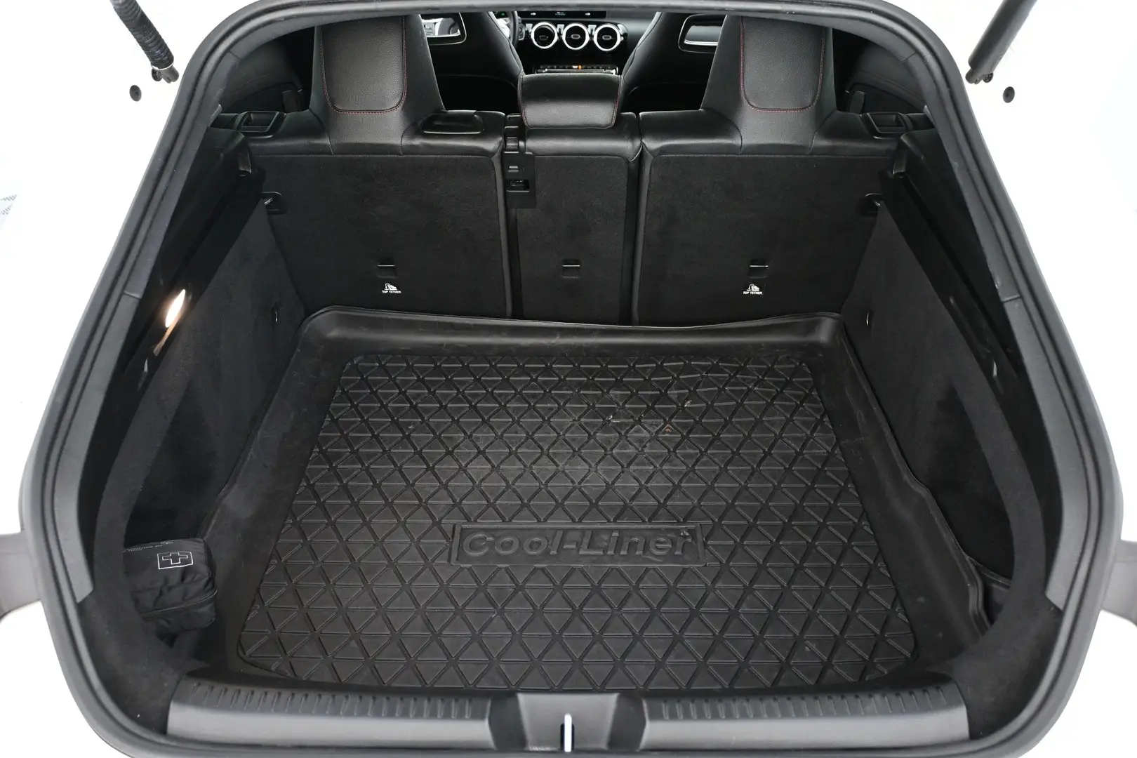 Car Image - 6dMofVd0vpCmlR1HIG9uIl