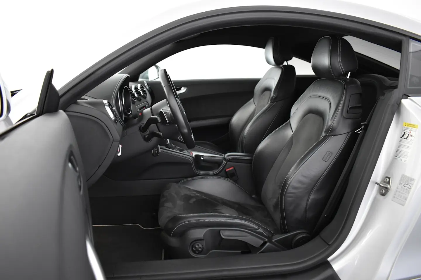 Car Image - 5qE184vT2qtclcE37GxlMZ