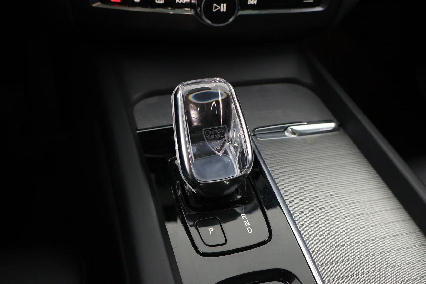 Car Image - 62YYDDZVD697q9Q9emPRoG