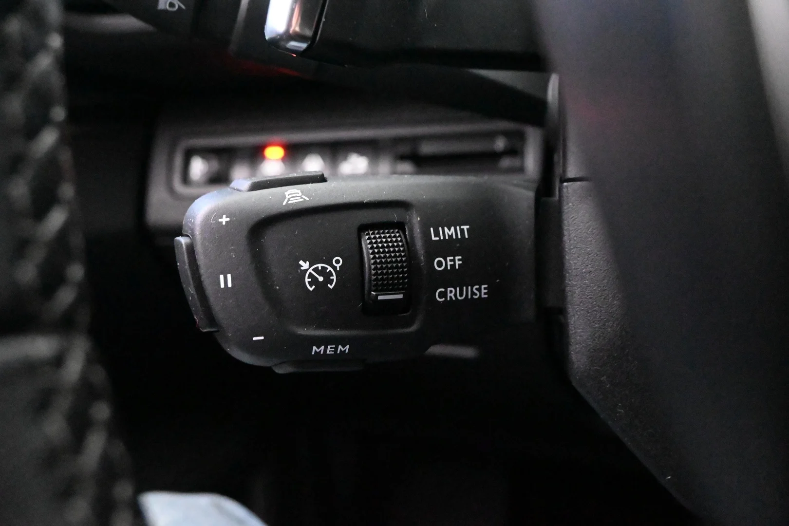 Car Image - 7ga07yKTFRFfTNgDI3cbM