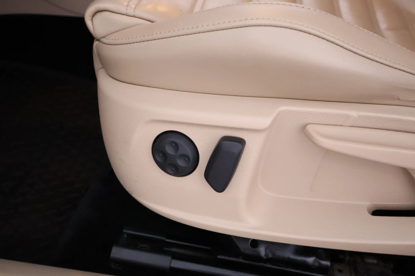 Car Image - 7g1bcjnneVOd73ZvrKzadq