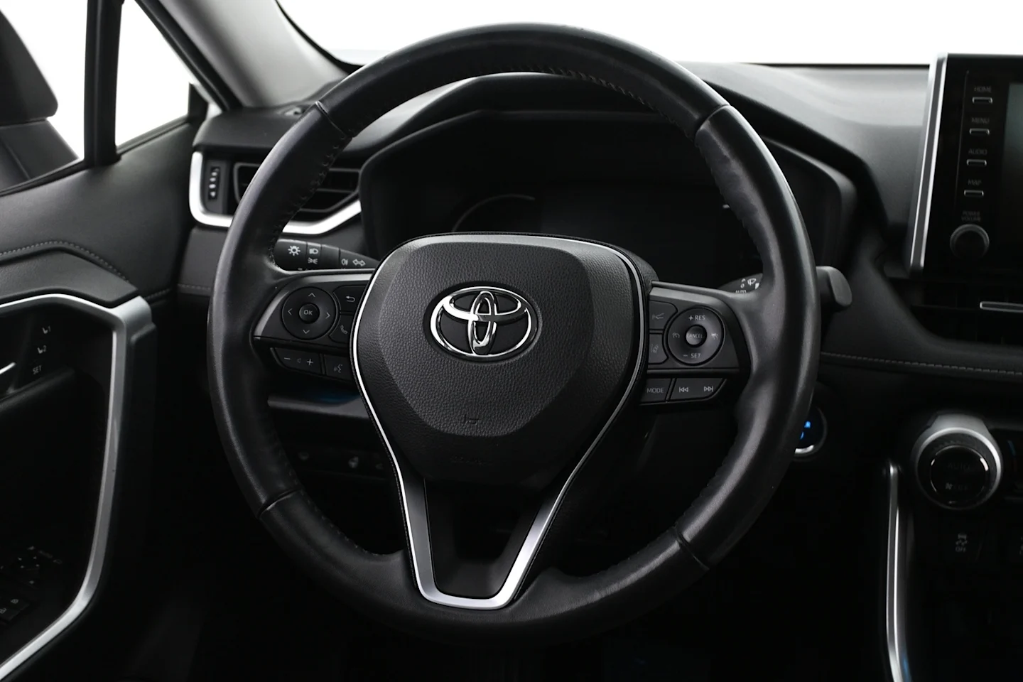 Car Image - 7eFikbmCxU0umpbdTLqzvW