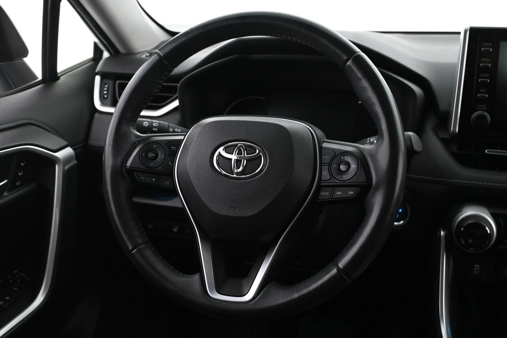 Car Image - 7eFikbmCxU0umpbdTLqzvW