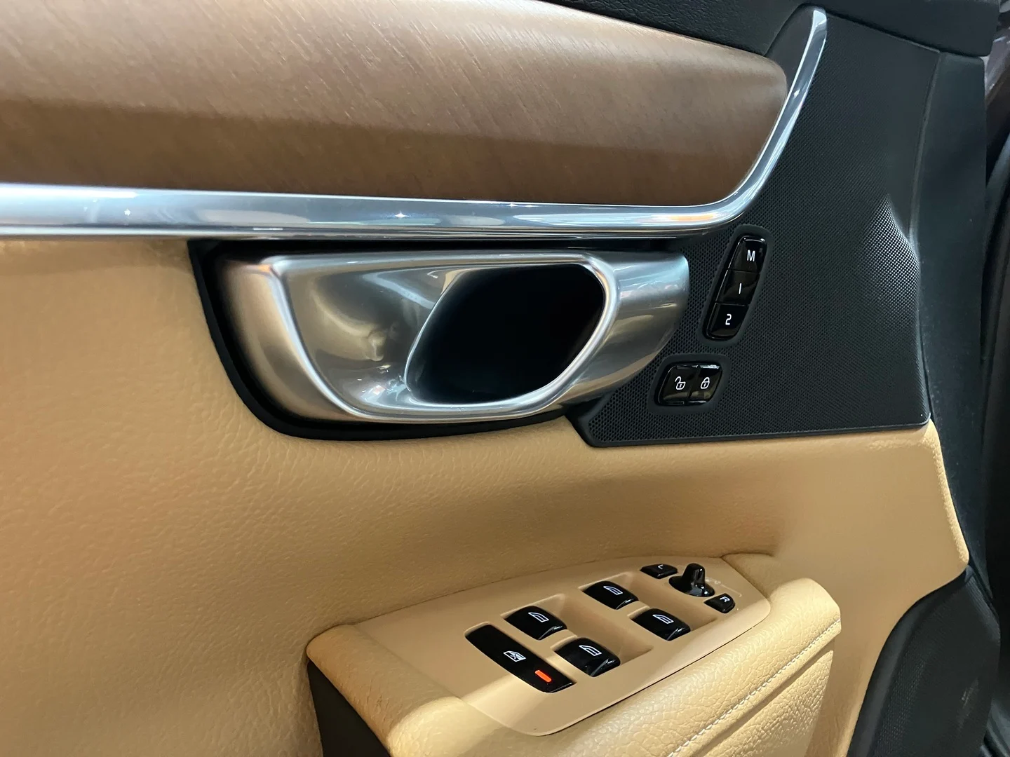 Car Image - 5DD8rOpxaBCCdTZVdfHZc2